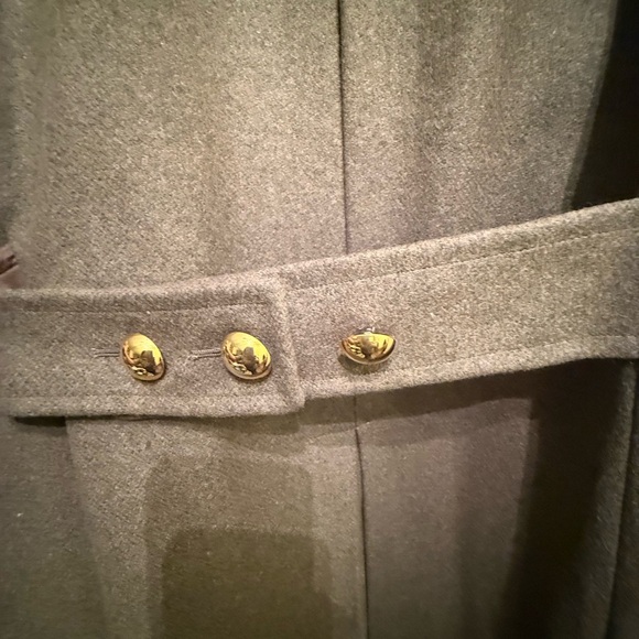 Todd Snyder Olive Military Coat with Gold Buttons & shearling Collar - Picture 15 of 16